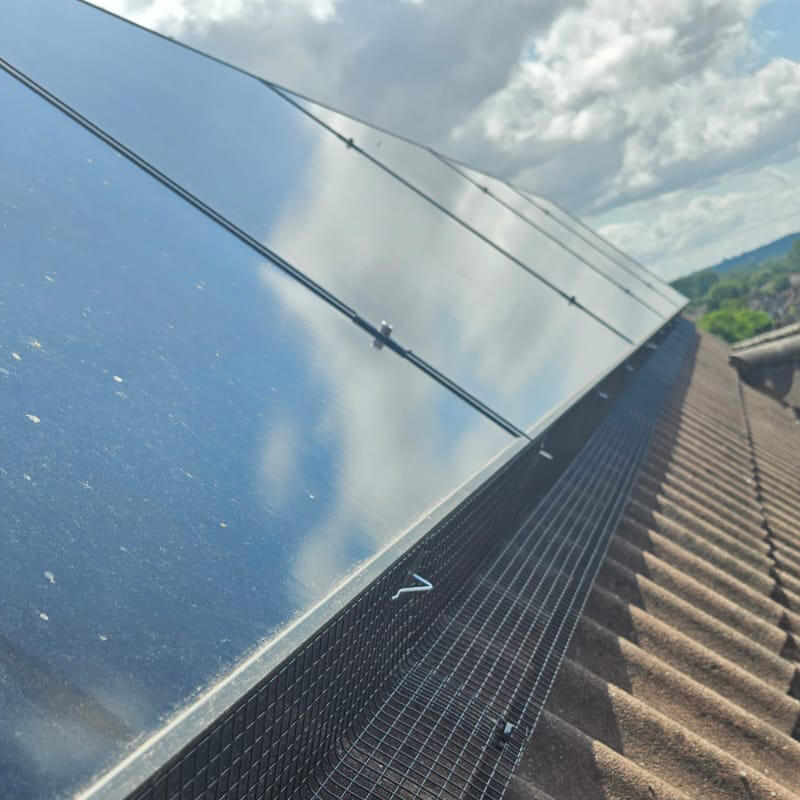 In Beeston to Protect Solar Panels From Pigeons