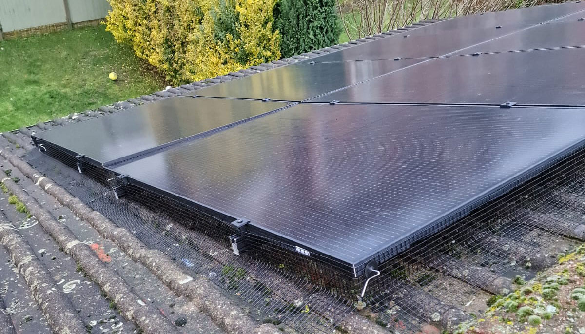 Pigeon+Proofing+Solar+Panels+in+Bingham%2C+Notts